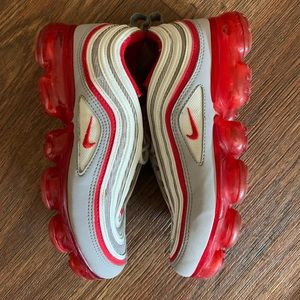 Grade School Size 5.5Y Vapor Max 97’s